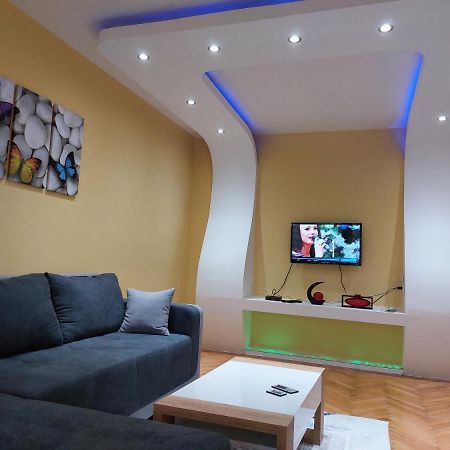 N&N Apartment Vrsac Zewnętrze zdjęcie