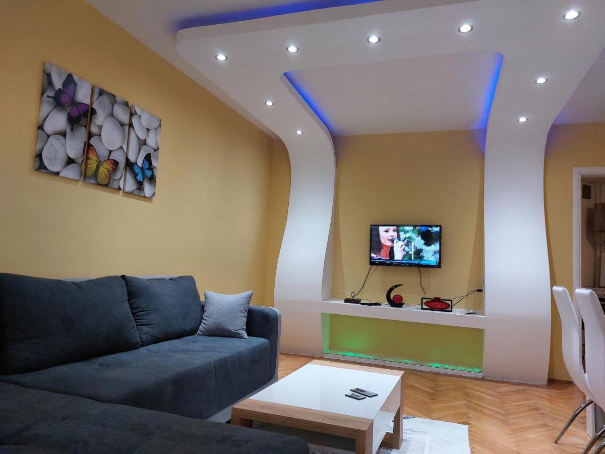 N&N Apartment Vrsac Zewnętrze zdjęcie