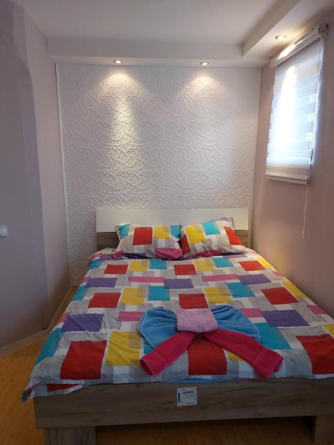 N&N Apartment Vrsac Zewnętrze zdjęcie