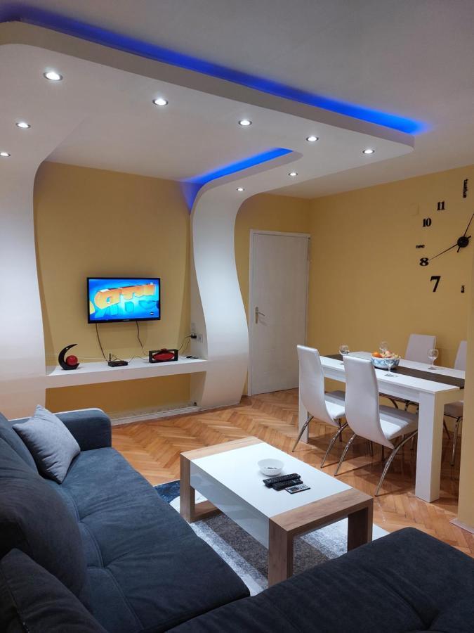 N&N Apartment Vrsac Zewnętrze zdjęcie