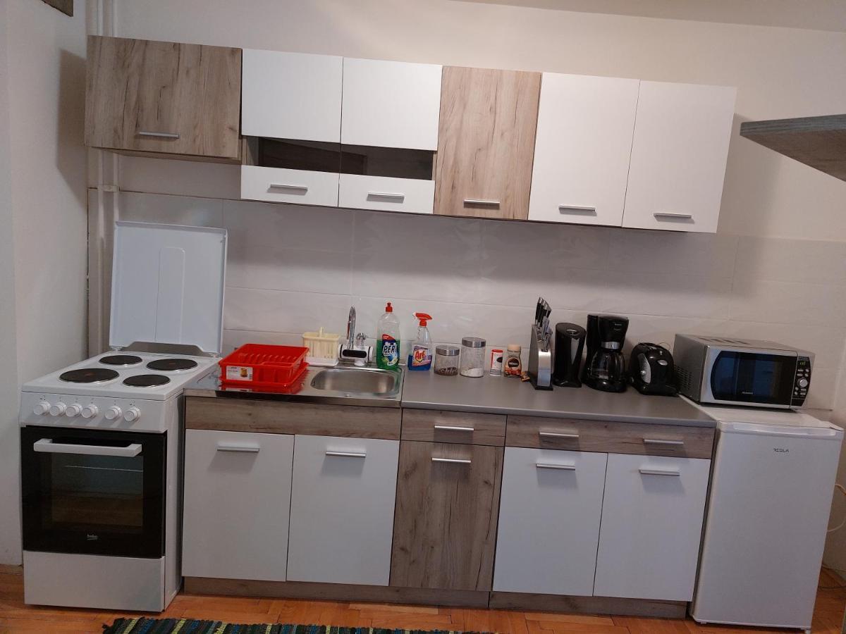 N&N Apartment Vrsac Zewnętrze zdjęcie