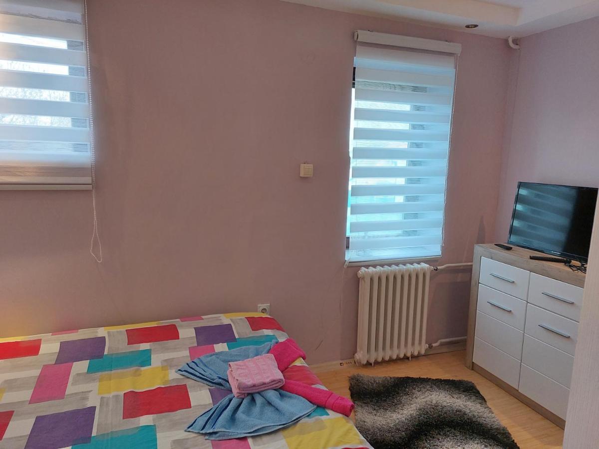 N&N Apartment Vrsac Zewnętrze zdjęcie